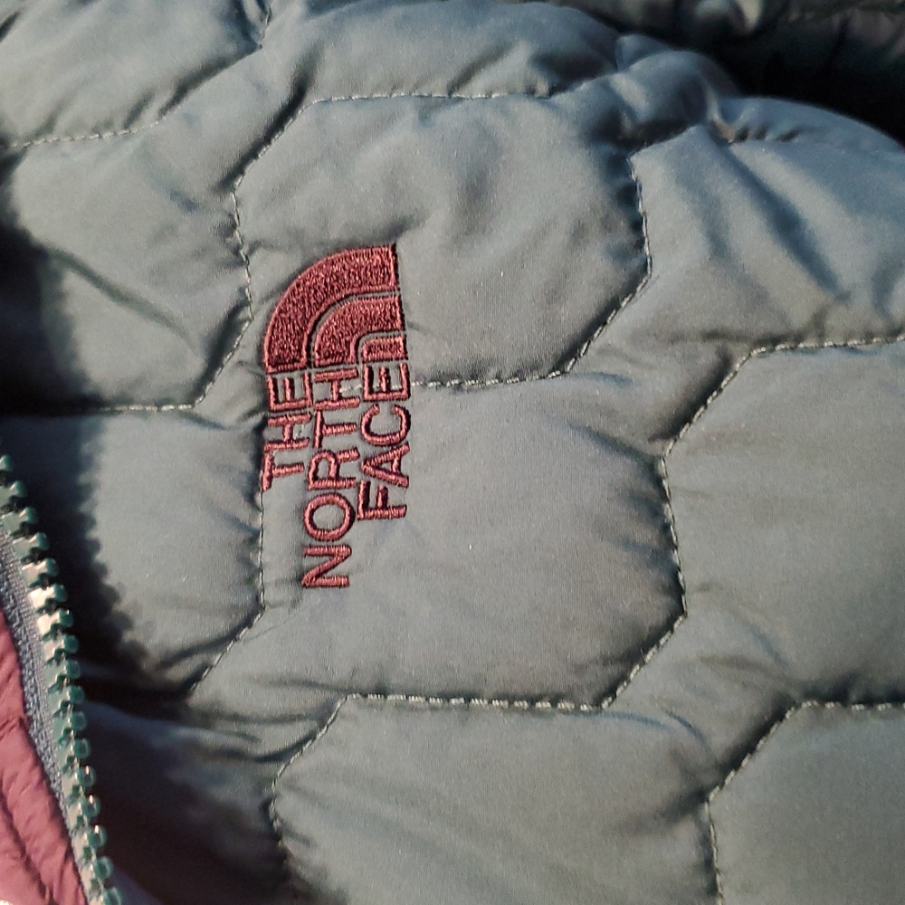 The North Face Women's Green Jacket SZ XS - Picture 2 of 8